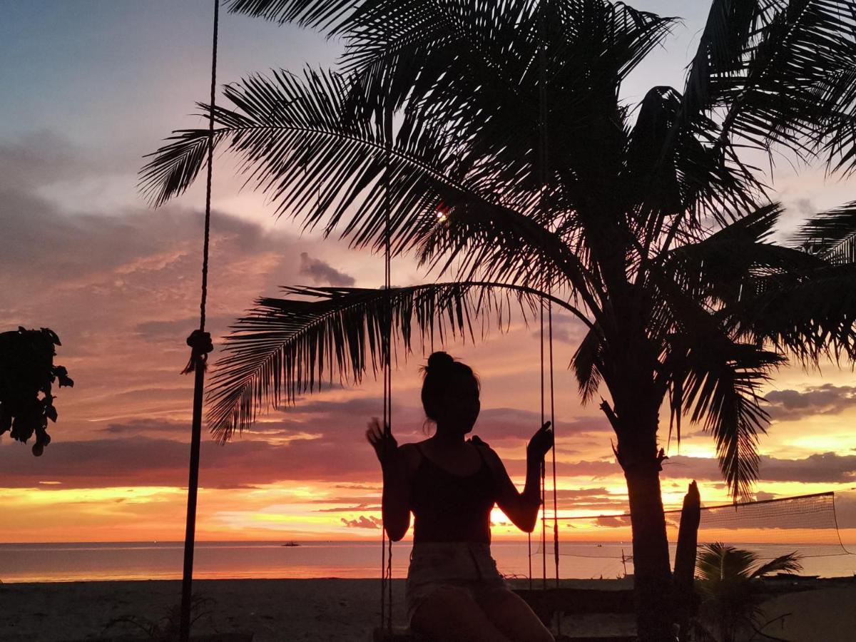 Sulu Sunset Beach Resort Nauhang Buitenkant foto